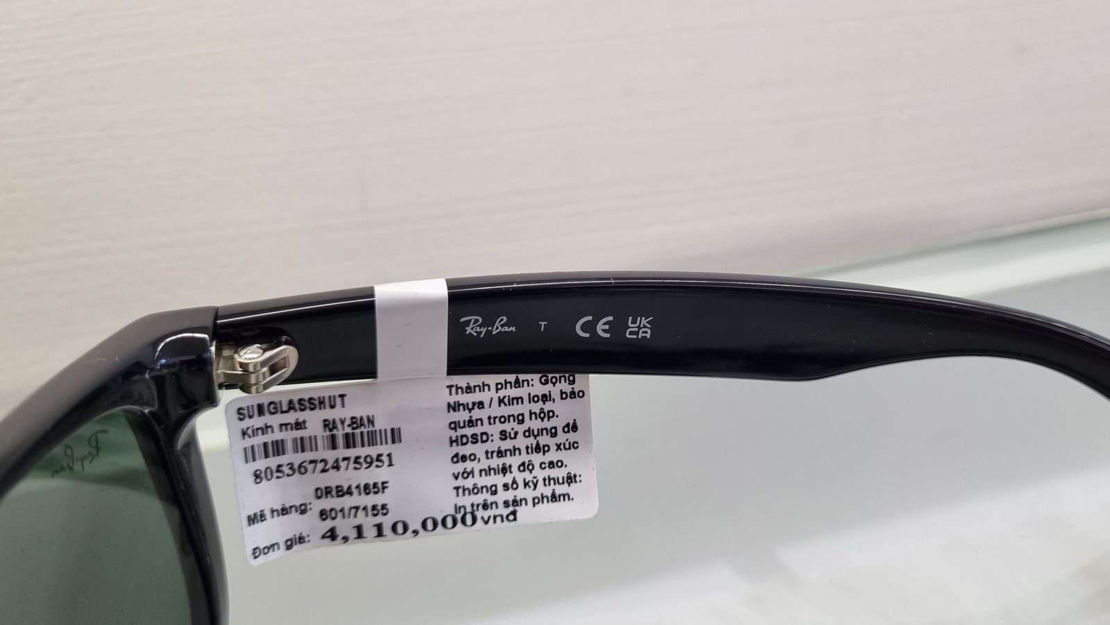 Made in Italy trên càng kính