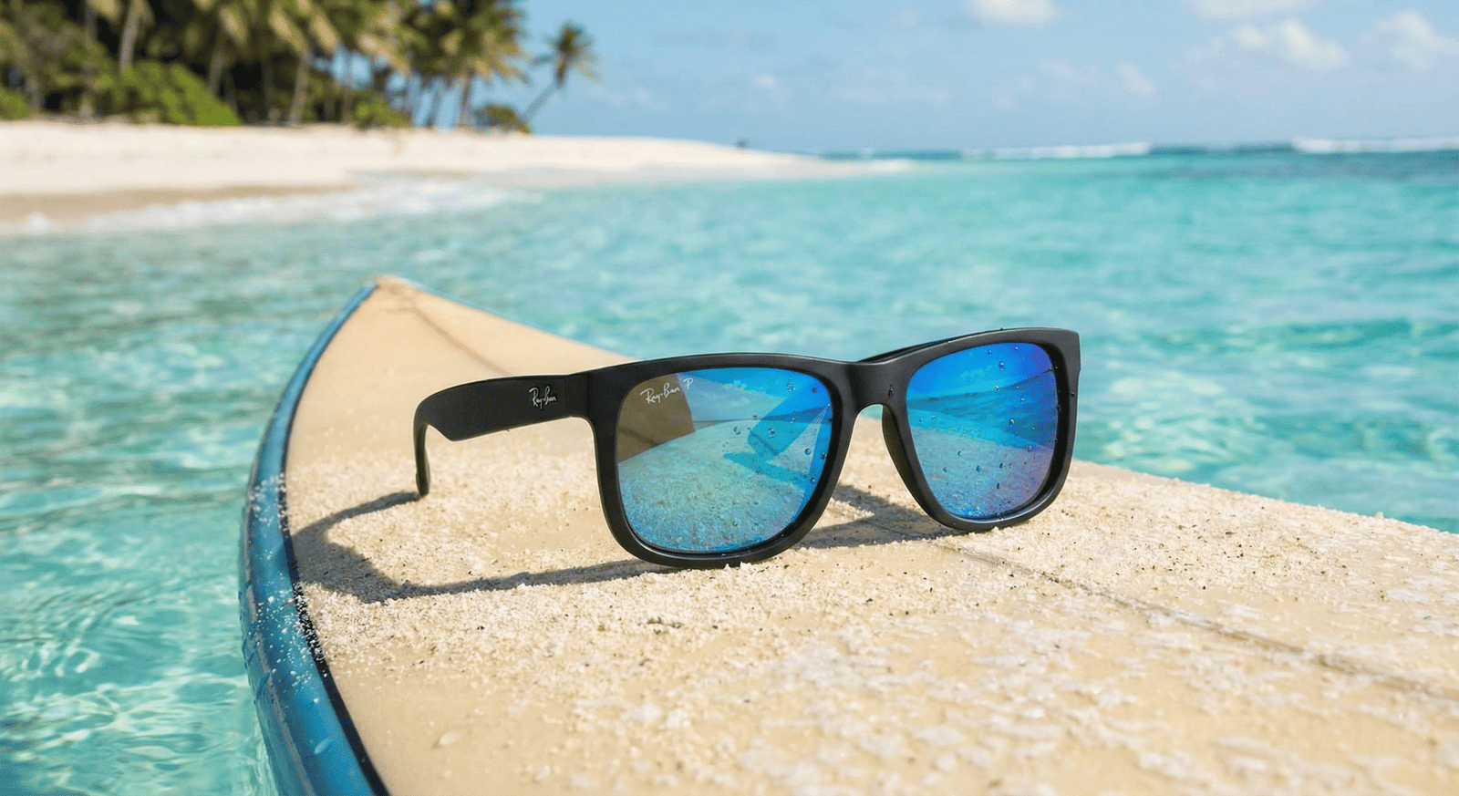 Ray-Ban Justin RB4165 - Phiên bản hiện đại của Wayfarer