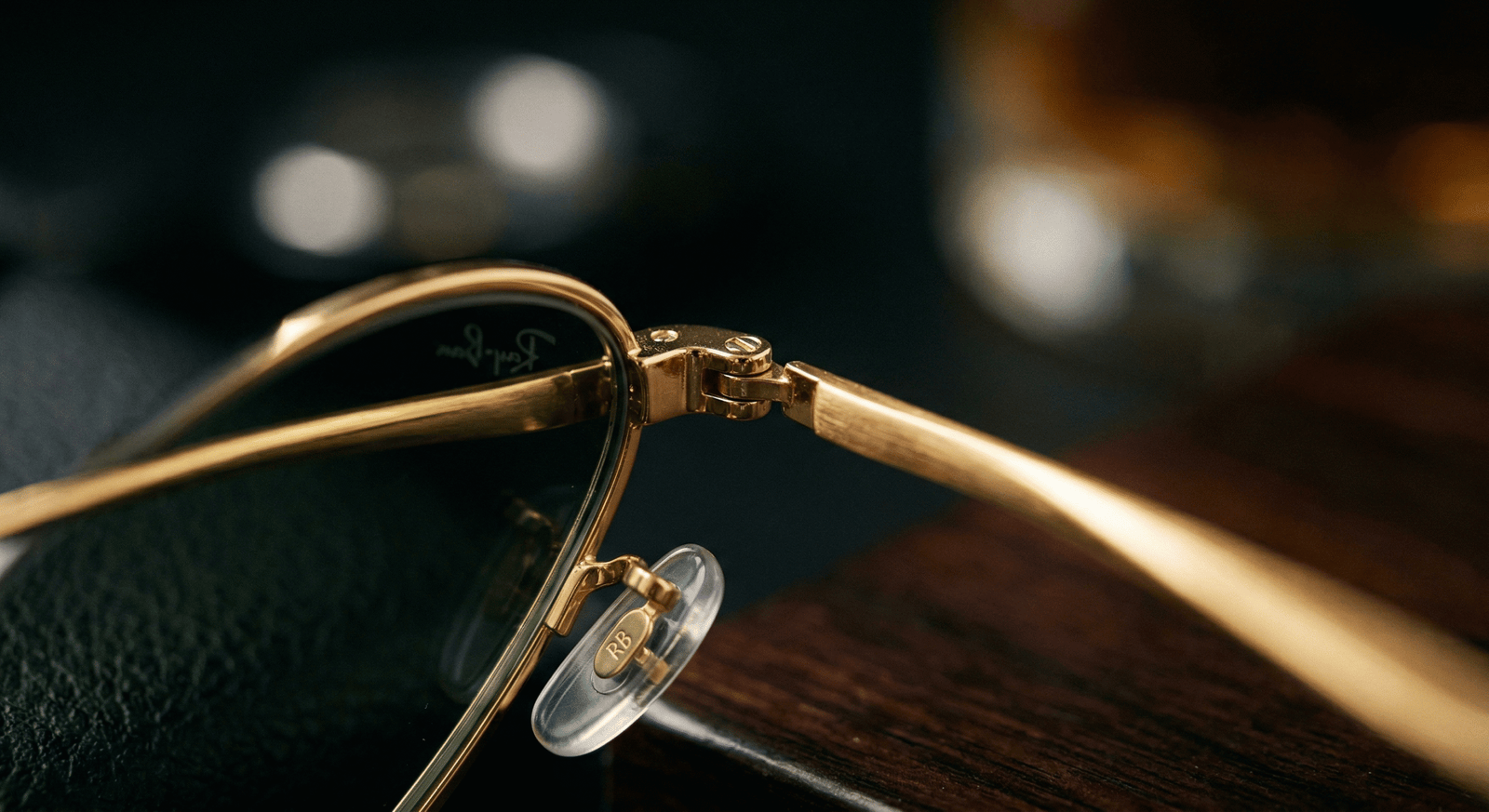 Chi tiết gọng vàng Arista Ray-Ban Aviator RB3025 L0205 chính hãng