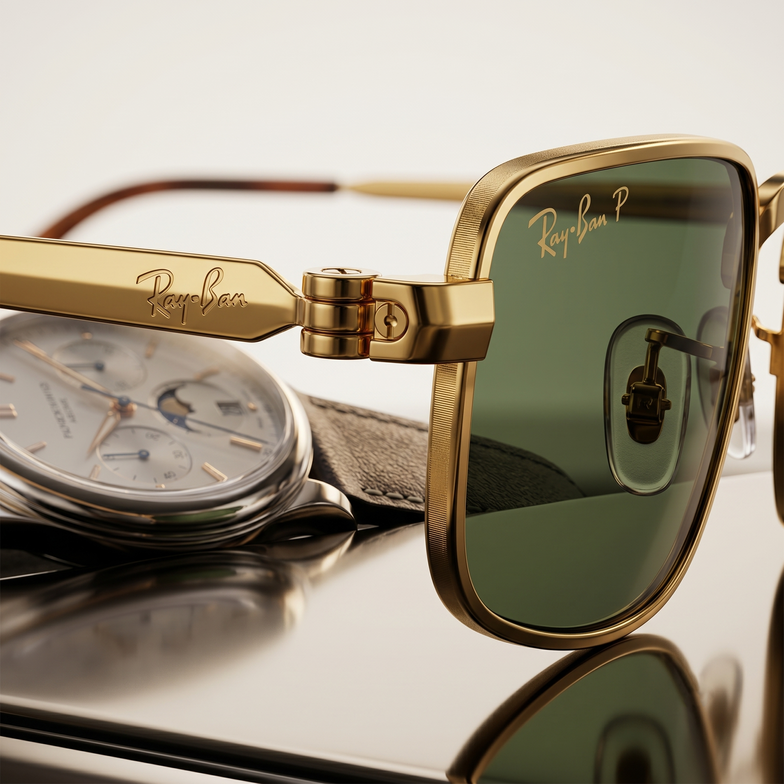 Thiết kế khung kim loại mạ vàng của kính RAYBAN RB3927