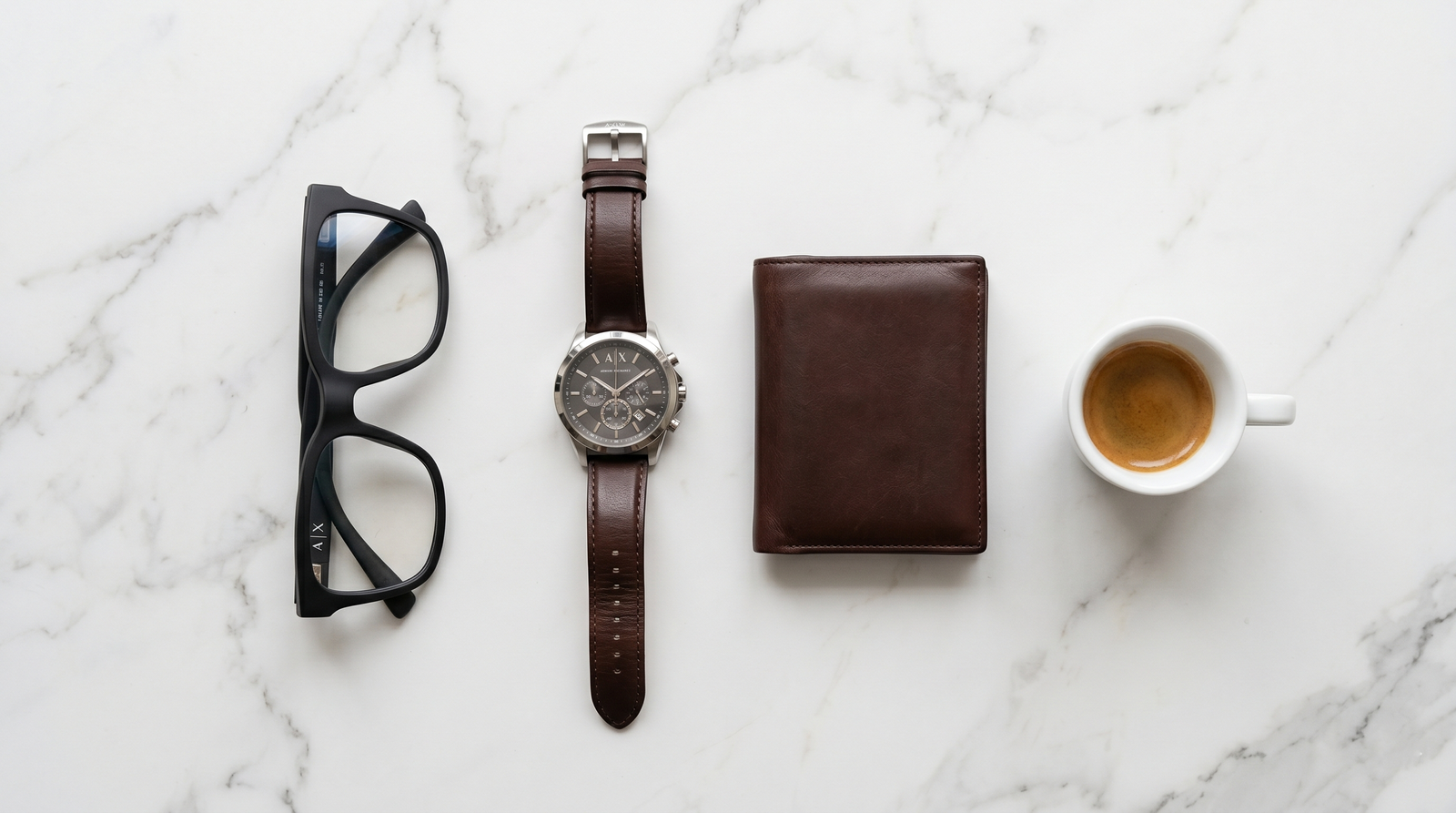 Phong cách thời trang với gọng kính Armani Exchange AX3122F