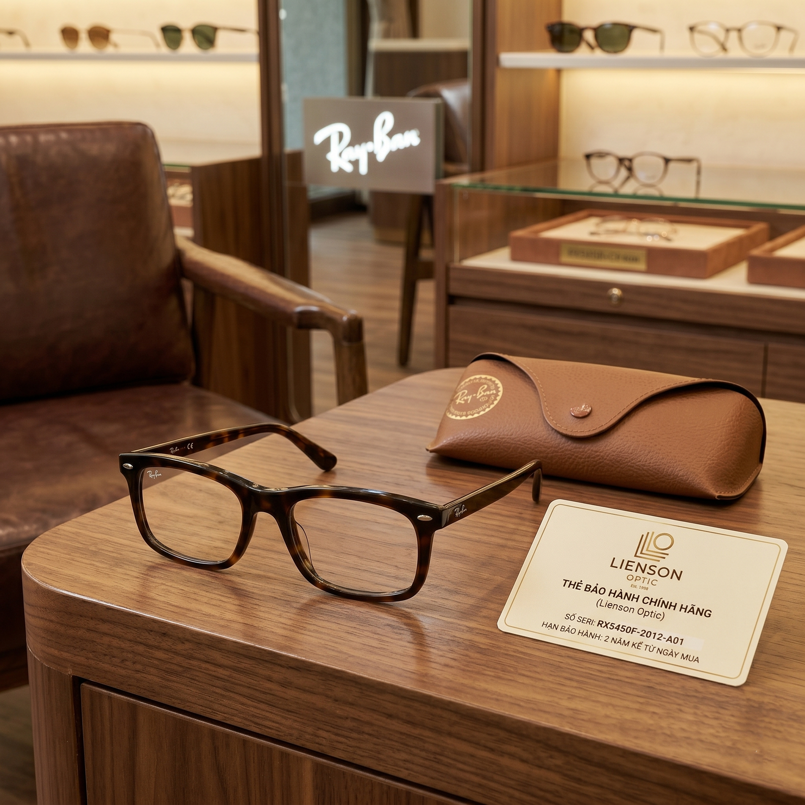Ray-Ban RX5450F 2012 – biểu tượng phong cách cá nhân tinh tế